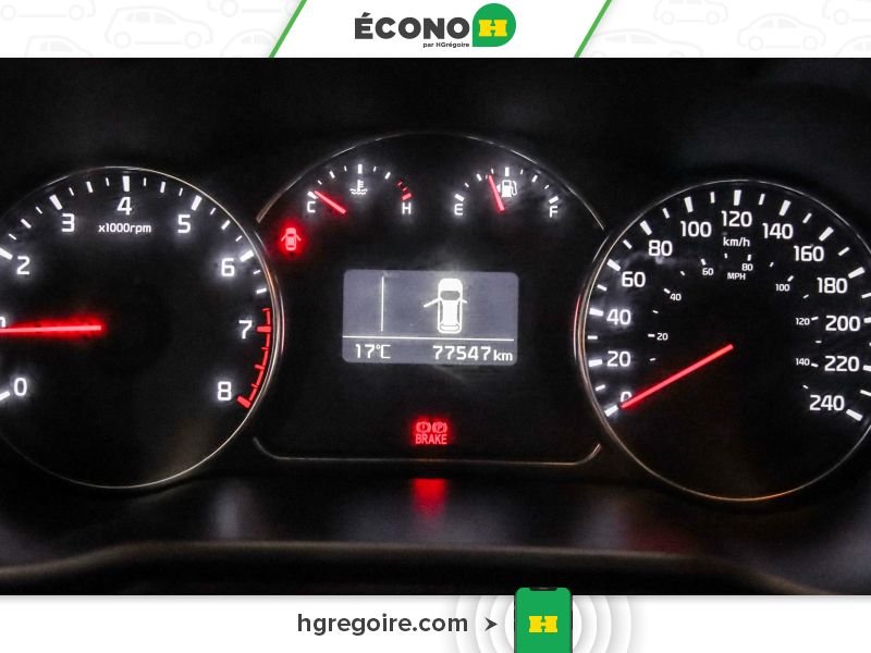 2015 Kia Rondo Grey Saint-Eustache - photo #11