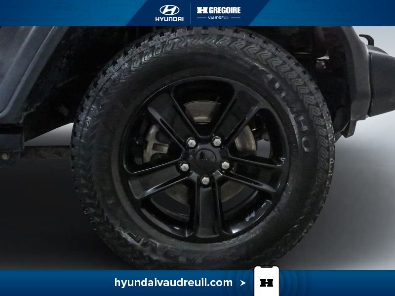 2019 Jeep Wrangler Unlimited Grey Laval - photo #36