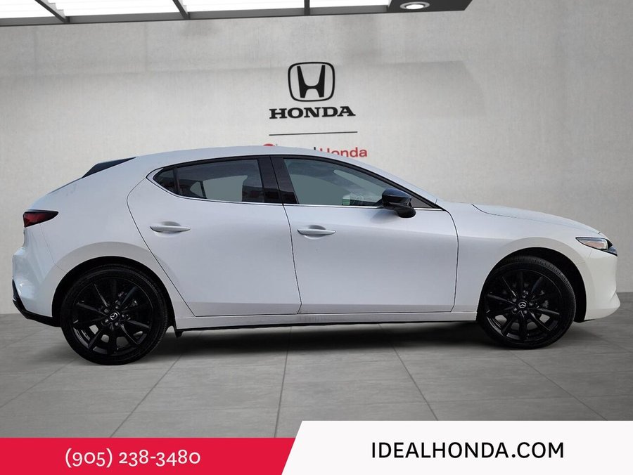 2023 Mazda Mazda3 Premium Package White
