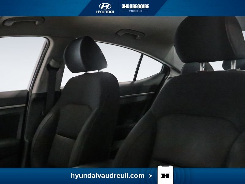 2018 Hyundai Elantra White Blainville - photo #13