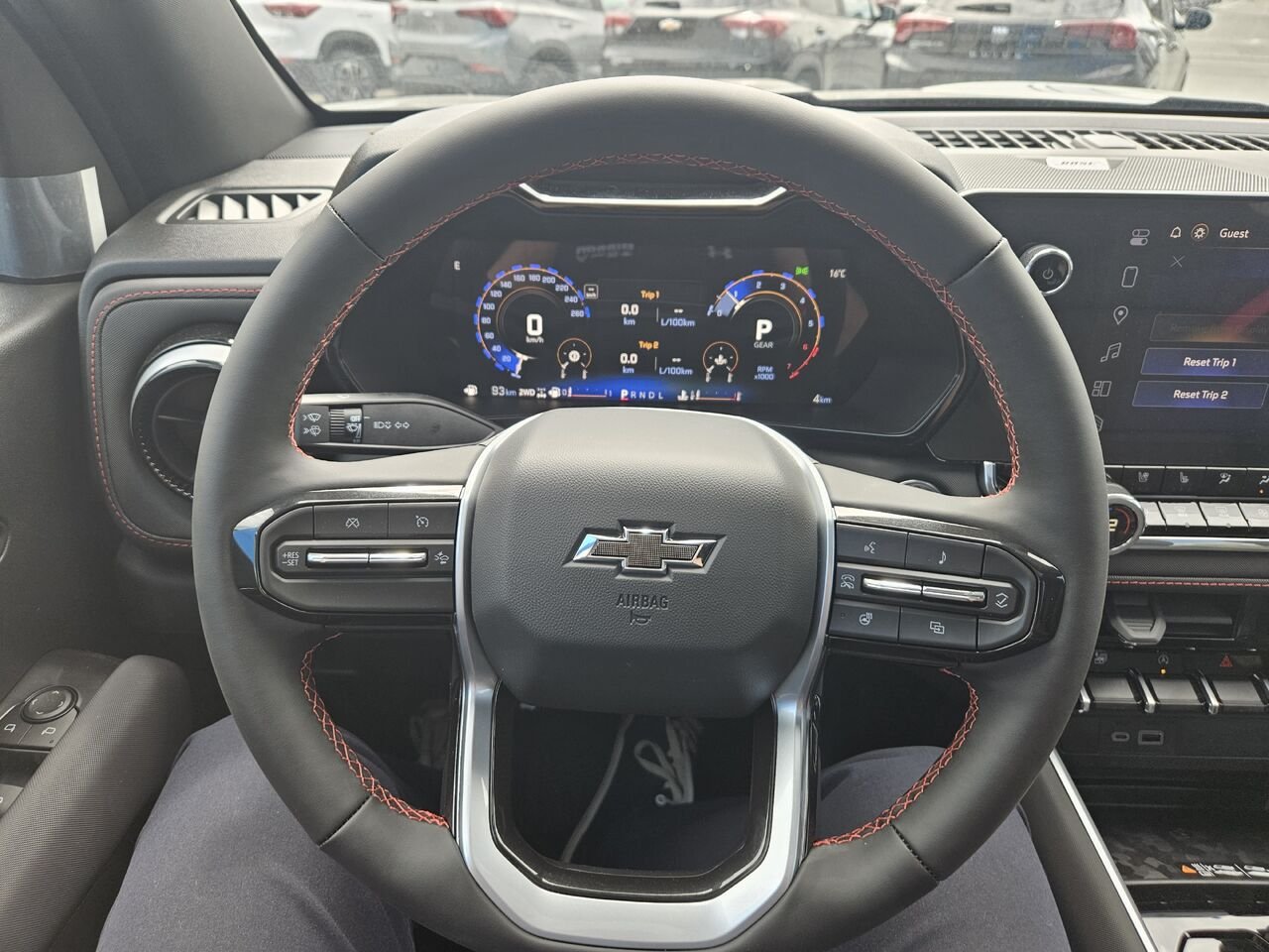 Chevrolet Colorado Z71 cabine multiplace 4RM 2026 NOIR Thetford Mines - photo #8