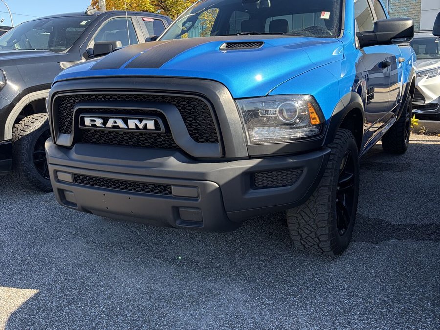 DODGE RAM 1500 SLT Warlock cabine d'équipe 4x4 caisse de 5 pi 7 po 2023 Bleu