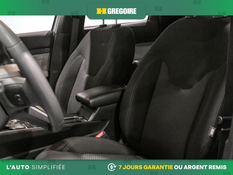 2023 Jeep Compass White Blainville - photo #13