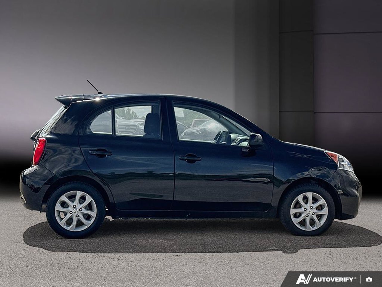 2019 Nissan Micra 3N1CK3CP2KL222825 Black Mirabel - photo #5