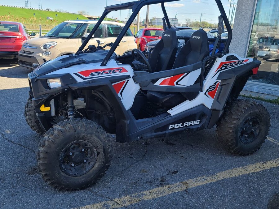 2020 polaris rzr 2020 Red