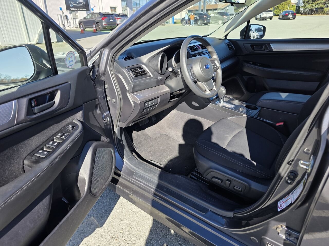2019 Subaru Legacy 2.5i CVT Grey Rouyn-Noranda - photo #11
