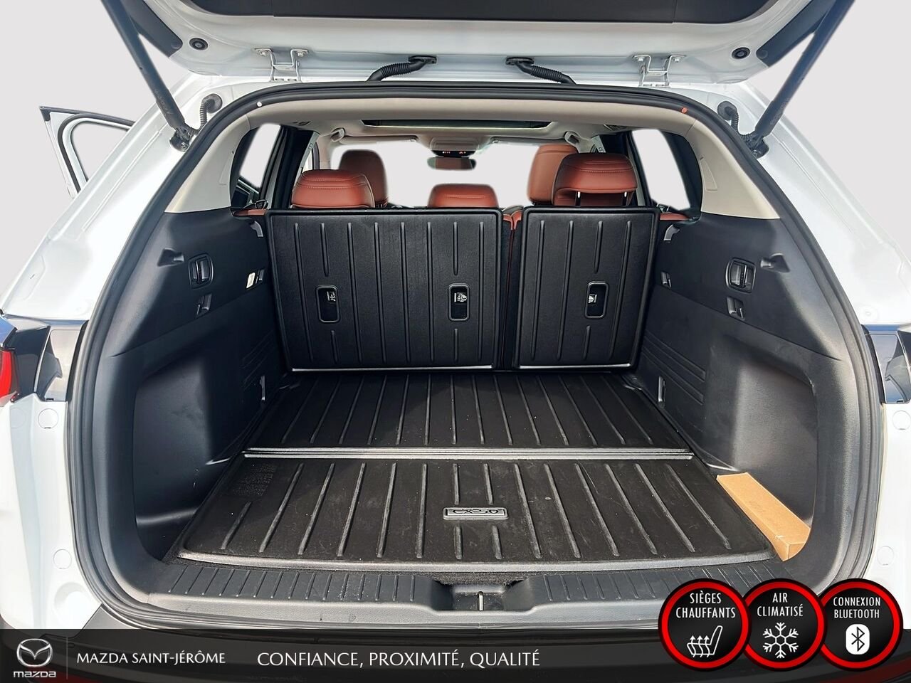 2025 Mazda CX-50 GT | TOIT PANORAMIQUE | CUIR BRUN | AWD | White Saint-Jérôme - photo #24