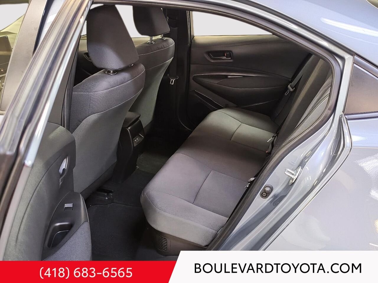 2024 Toyota Corolla Hybrid 100504A-24 | LE, AWD Silver Québec - photo #15