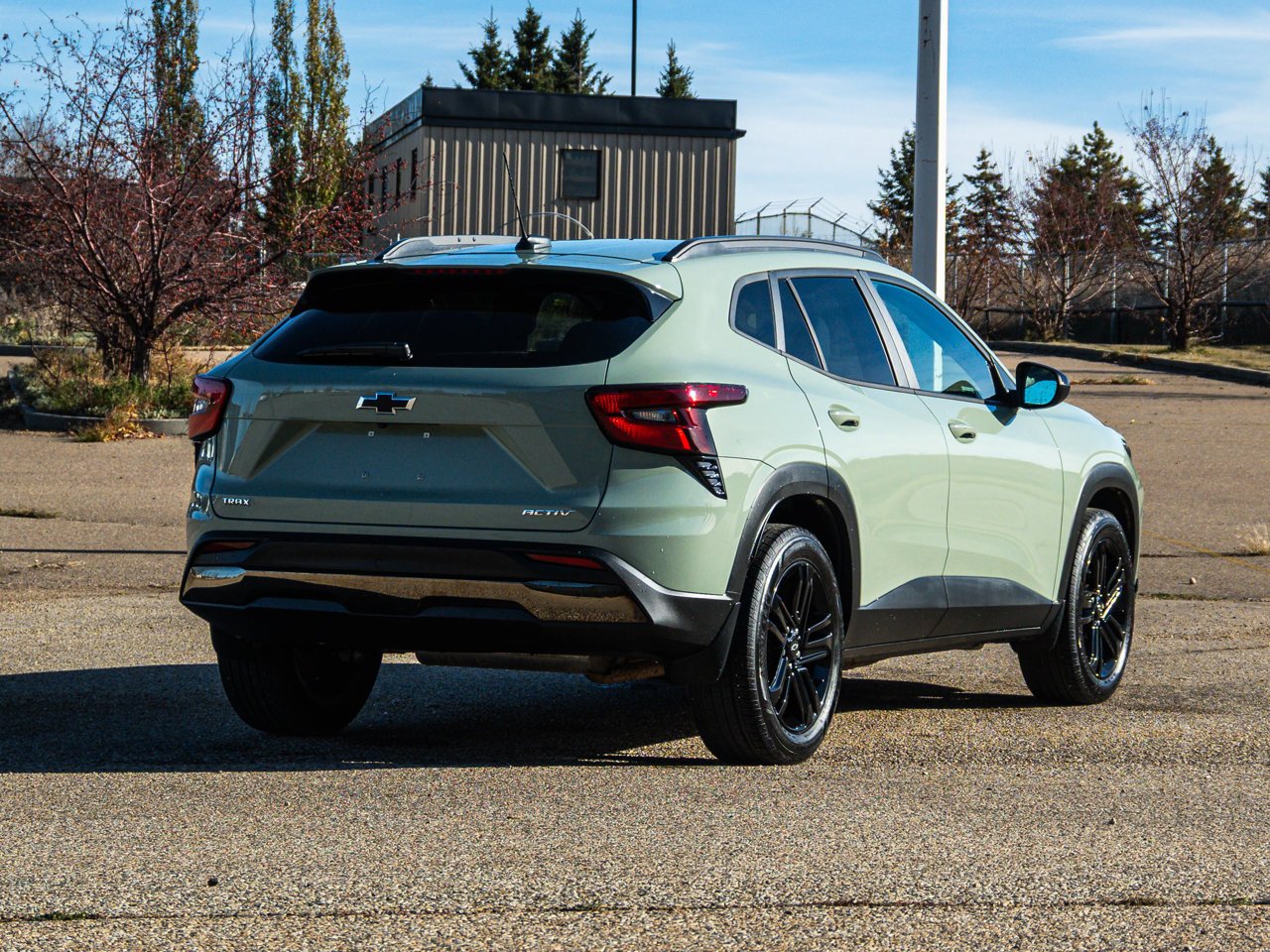 2024 Chevrolet Trax FWD 4dr ACTIV Green Sherwood Park - photo #13