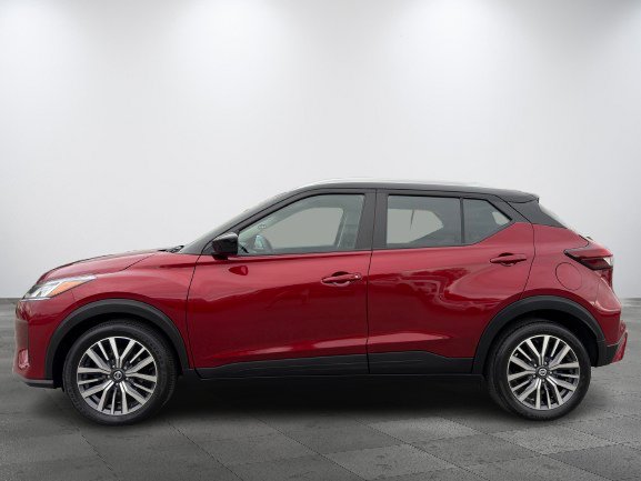 2021 Nissan Kicks Red Thetford Mines - photo #5