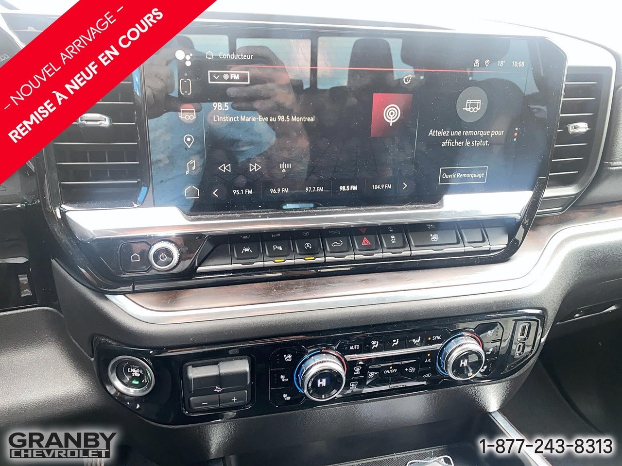 GMC Sierra 1500 SLT crewcab remorquage max boite 6.6 moteur 6.2 L | 26-1059A 2022 Noir Granby - photo #12