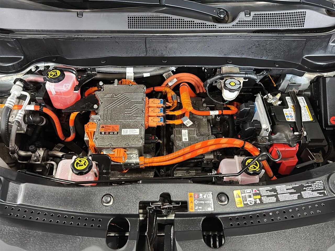CHEVROLET BOLT EUV LT 2023 Gris Saint-Hyacinthe - photo #7