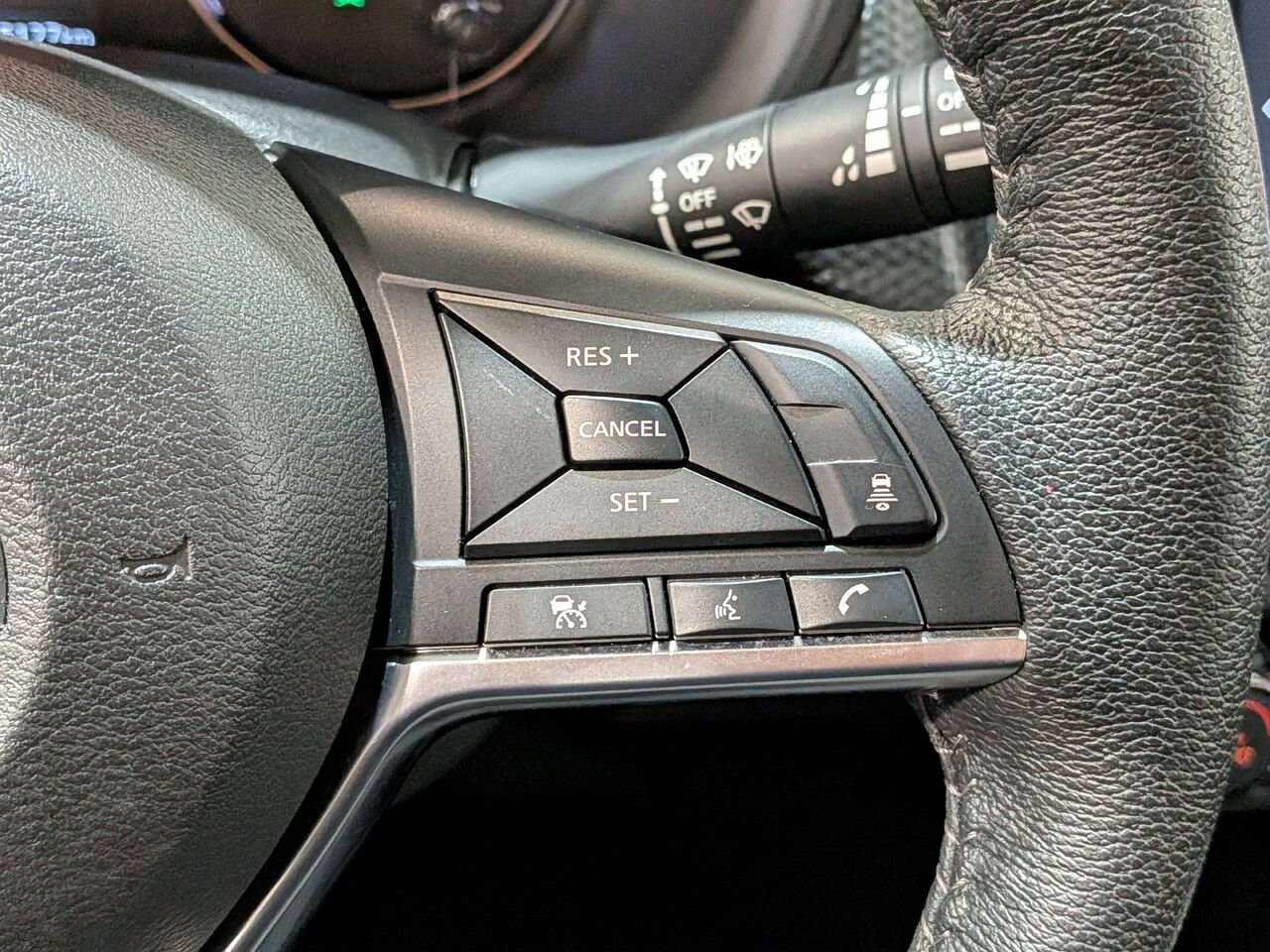 Nissan Kicks 2024 Bleu Val-David - photo #15