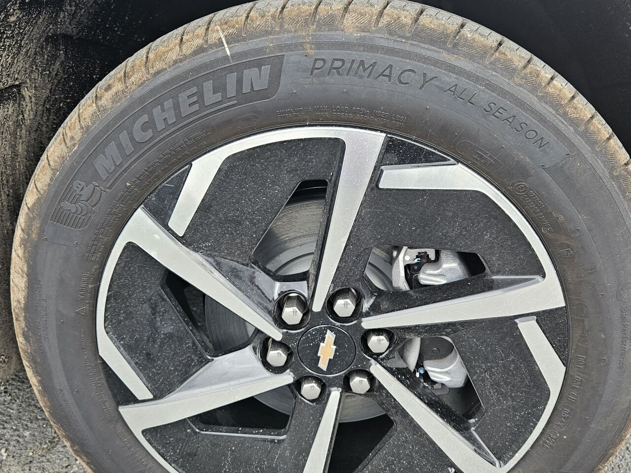 2027 Chevrolet Equinox EV LT1 4 portes avec PCY Black Thetford Mines - photo #16