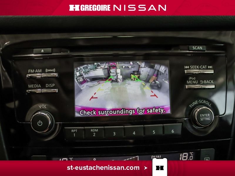 2017 Nissan Qashqai Red Laval - photo #19