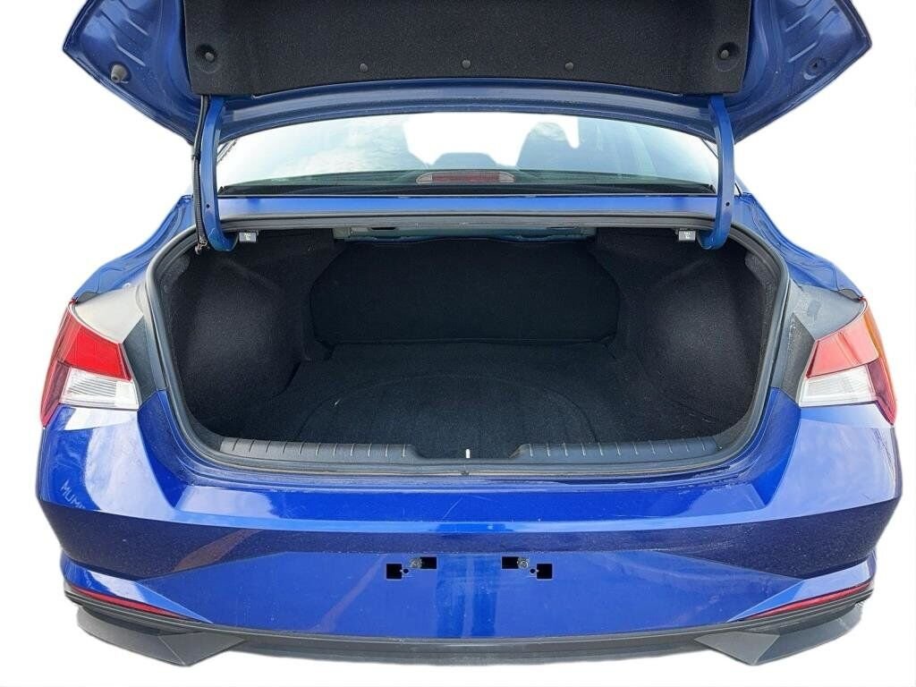 2022 Hyundai Elantra Preferred Blue Baie-Comeau - photo #5