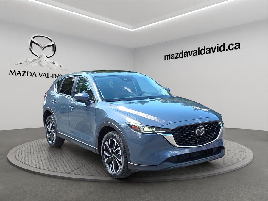 Mazda CX-5 GS AWD, automatique, toit ouvrant, sièges chauffants, volant chauffant, Apple CarPlay, navigation, 2022 Gris