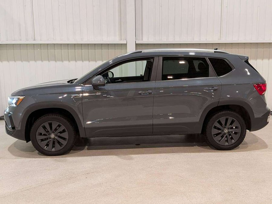 Volkswagen Taos 2024 2024 Gris
