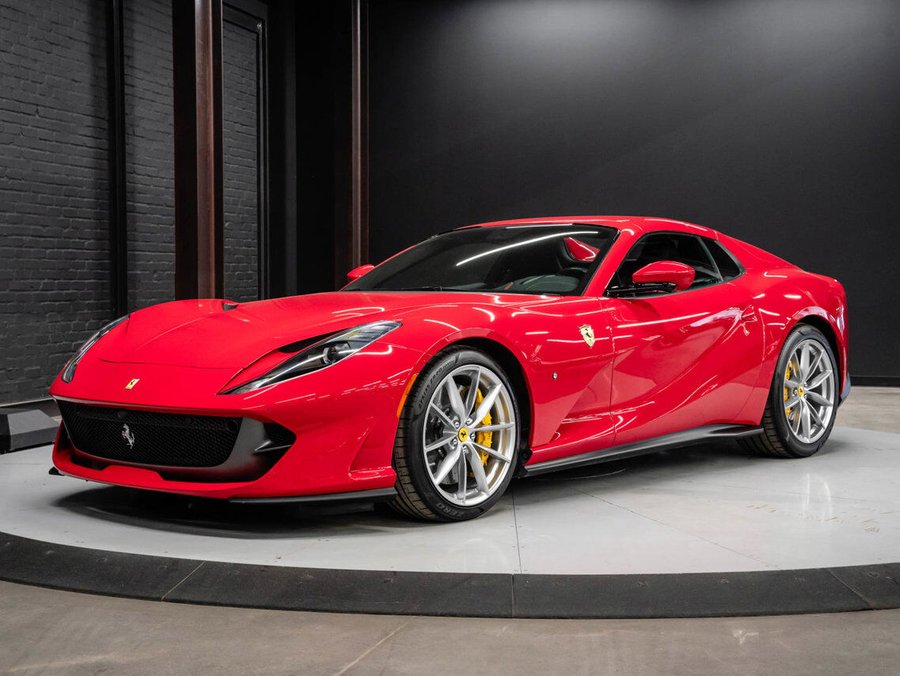 2021 Ferrari 812 GTS 2021 Red