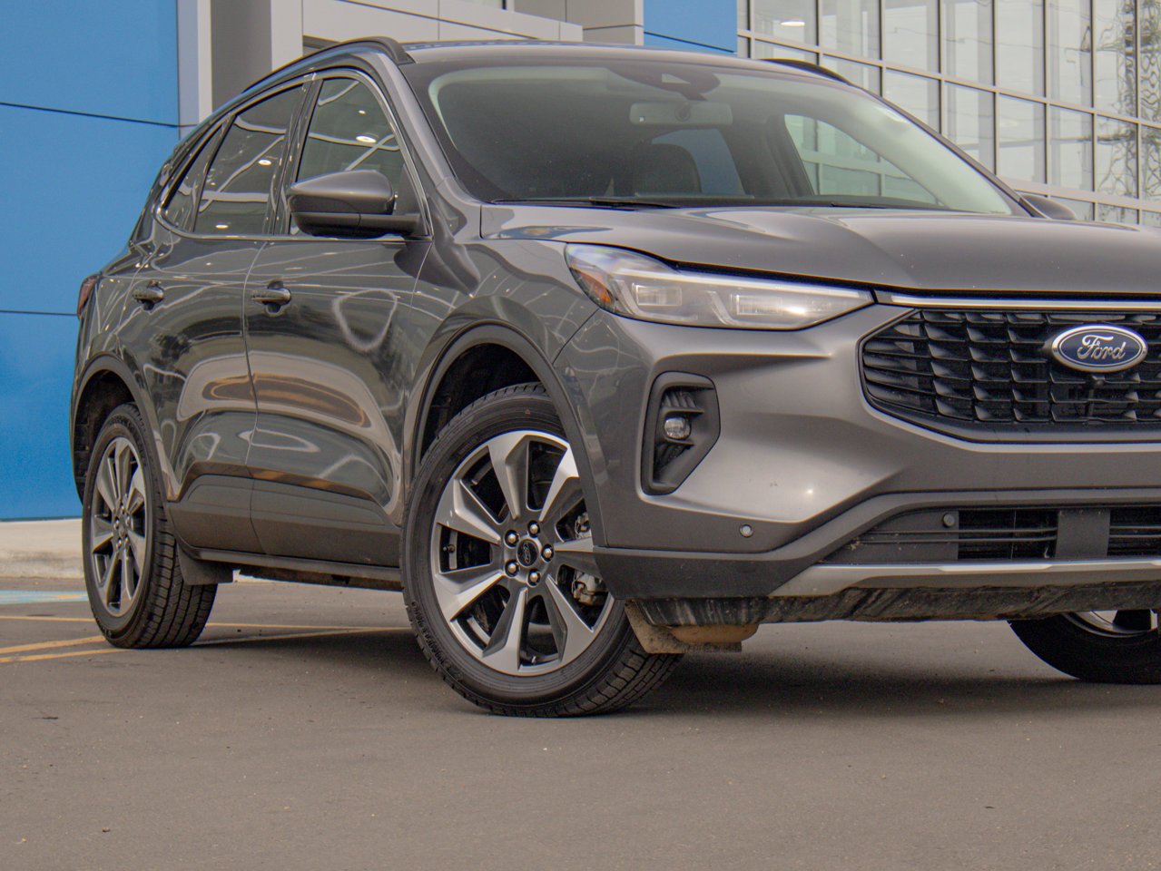 2024 Ford Escape Platinum AWD Grey Sherwood Park - photo #5