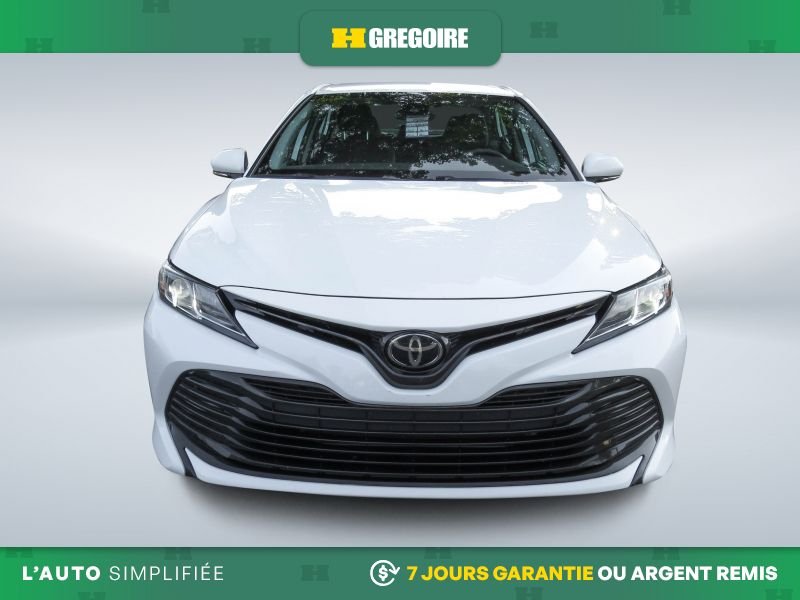 2019 Toyota Camry White Laval - photo #1
