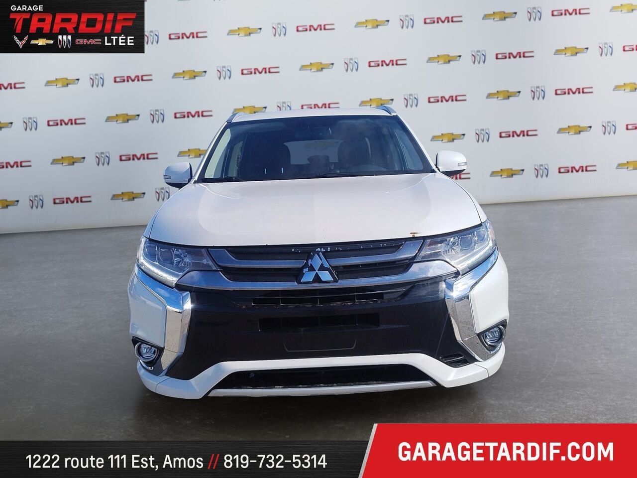 Mitsubishi Outlander PHEV 2018 Blanc Mont-Laurier - photo #1