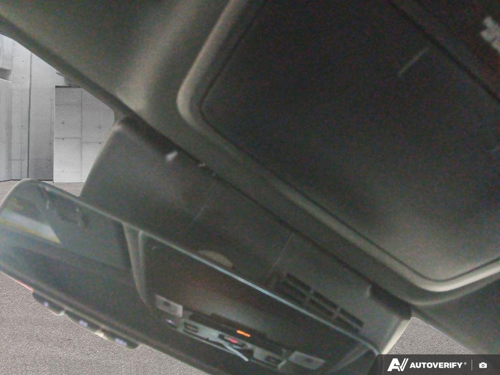 2025 Toyota Tacoma S2501725 | 4x4 Double Cab Auto White Edmonton - photo #20