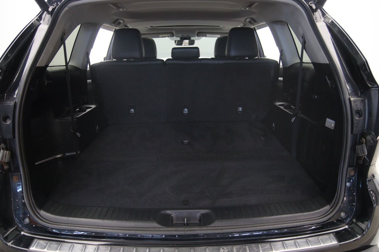 Toyota Highlander XLE 2017 Noir Baie-Comeau - photo #19