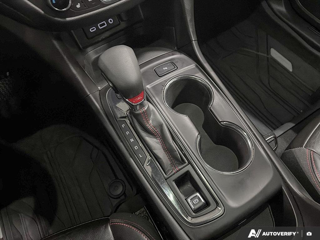 2022 Chevrolet Equinox 2602296A | RS, fully reconditioned, new brakes, priced to sell quickly Blue Edmonton - photo #16