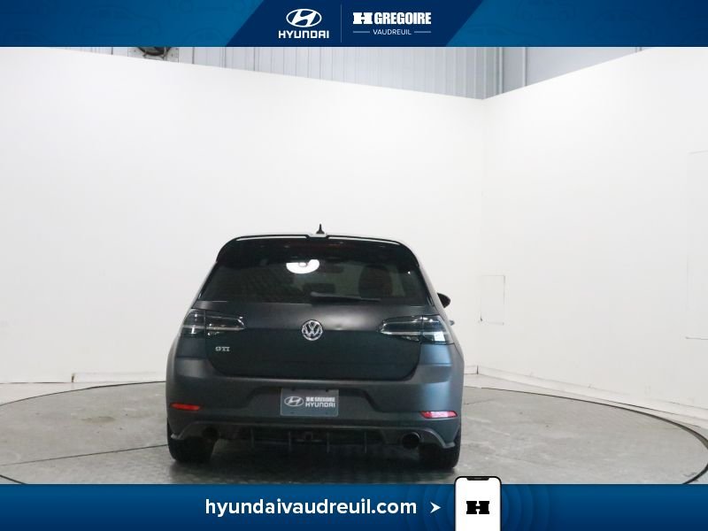 2018 Volkswagen Golf GTI Black Blainville - photo #8