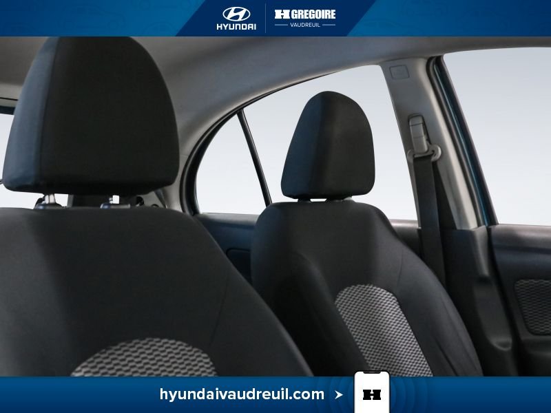 2019 Nissan MICRA Blue Blainville - photo #28