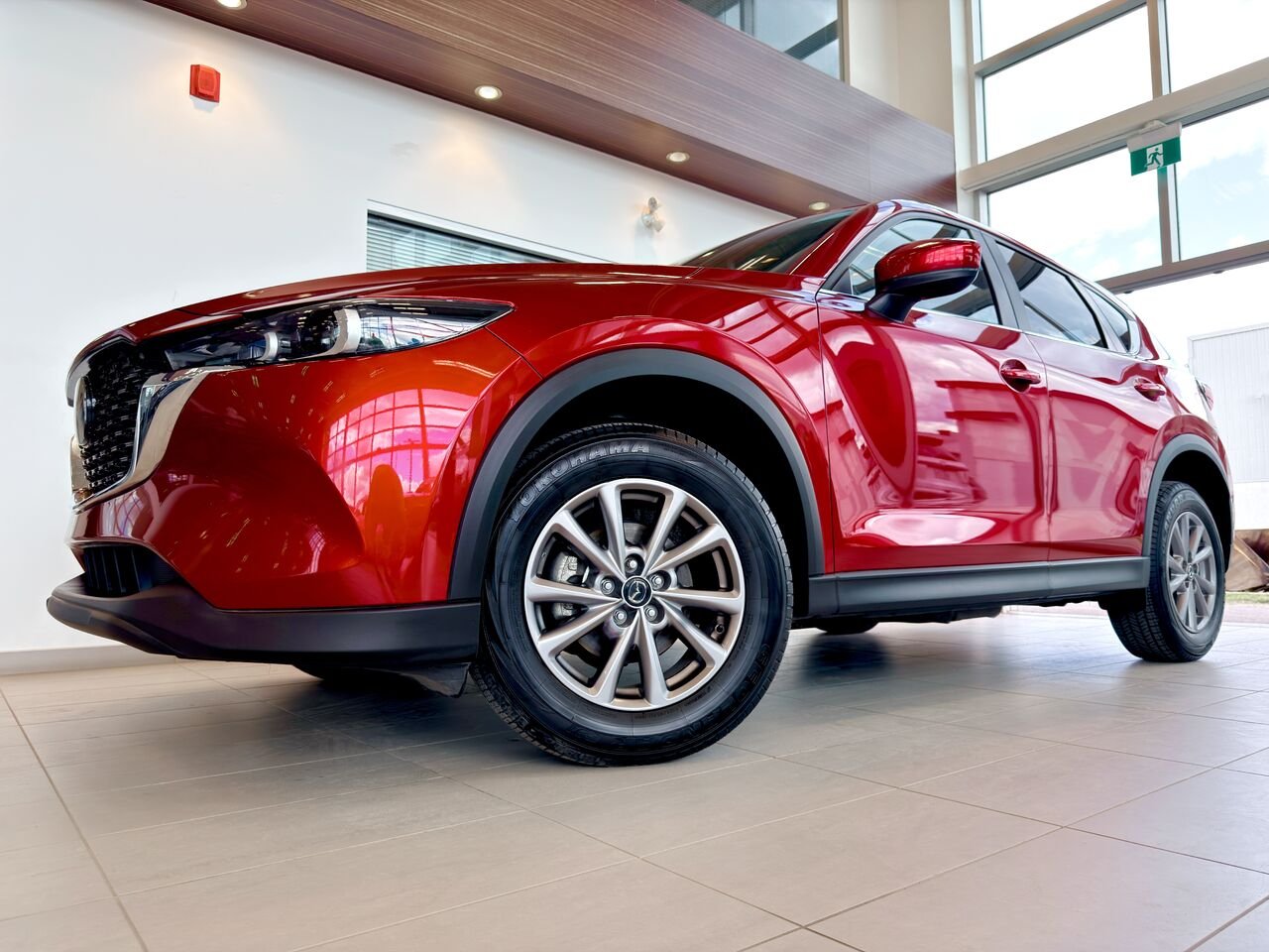 2024 Mazda CX-5 Red Notre-Dame-des-Prairies - photo #1