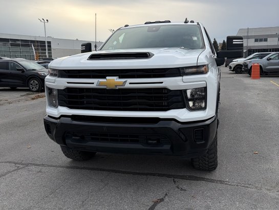 CHEVEROLET SILVERADO DIESEL Custom cabine multiplace 4RM 159 po 2024 Blanc