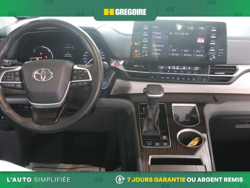 2021 Toyota Sienna Grey Laval - photo #26