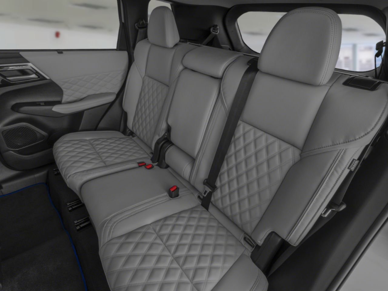 2026 MITSUBISHI Outlander Plug-In Hybrid Red Diamond/Black Roof Gatineau - photo #8