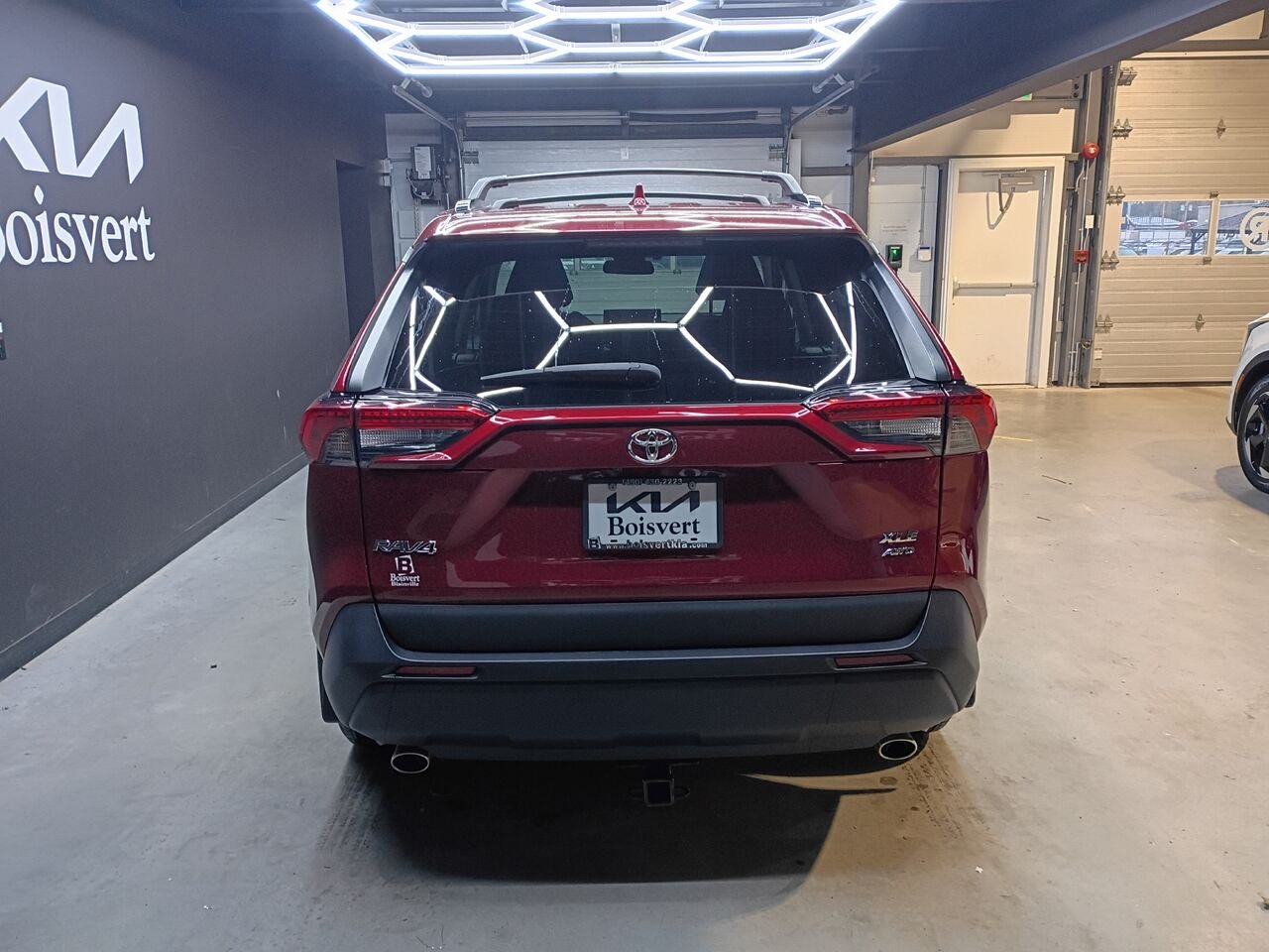 2022 Toyota RAV4 Red Blainville - photo #8