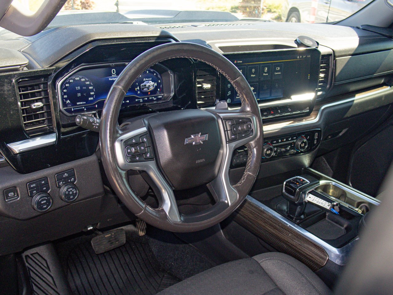 2023 Chevrolet Silverado 1500 4WD Crew Cab 147 LT Trail Boss Grey Sherwood Park - photo #19