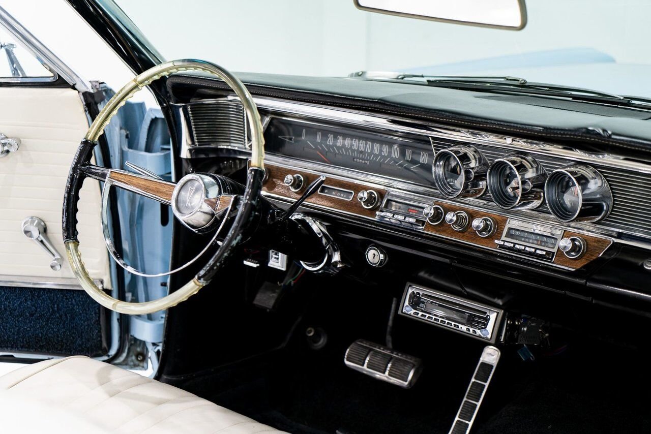 Pontiac Bonneville **PRICE IN USD** 1964 Bleu Montréal - photo #75