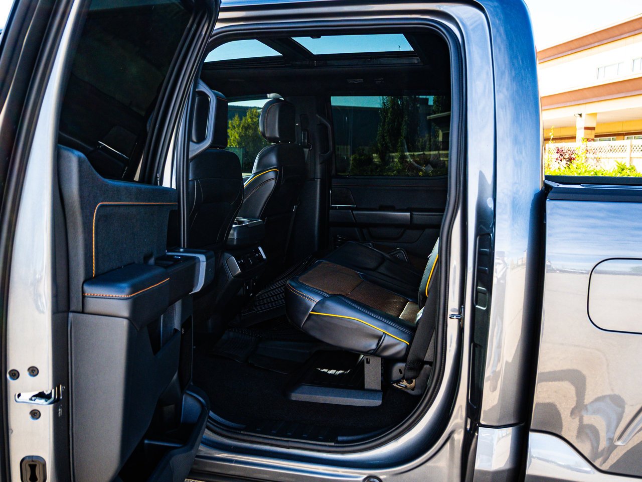 2025 Ford F-150 Tremor 4WD SuperCrew 5.5' Box Grey Sherwood Park - photo #28