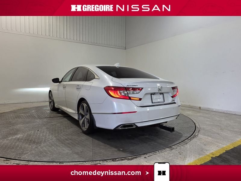 2018 Honda Accord White Blainville - photo #5