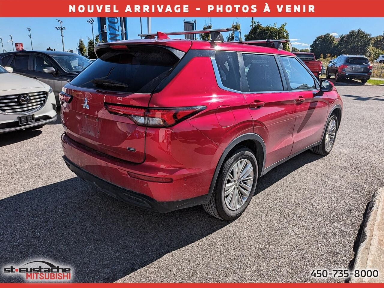 2022 Mitsubishi Outlander Red Saint-Eustache - photo #2