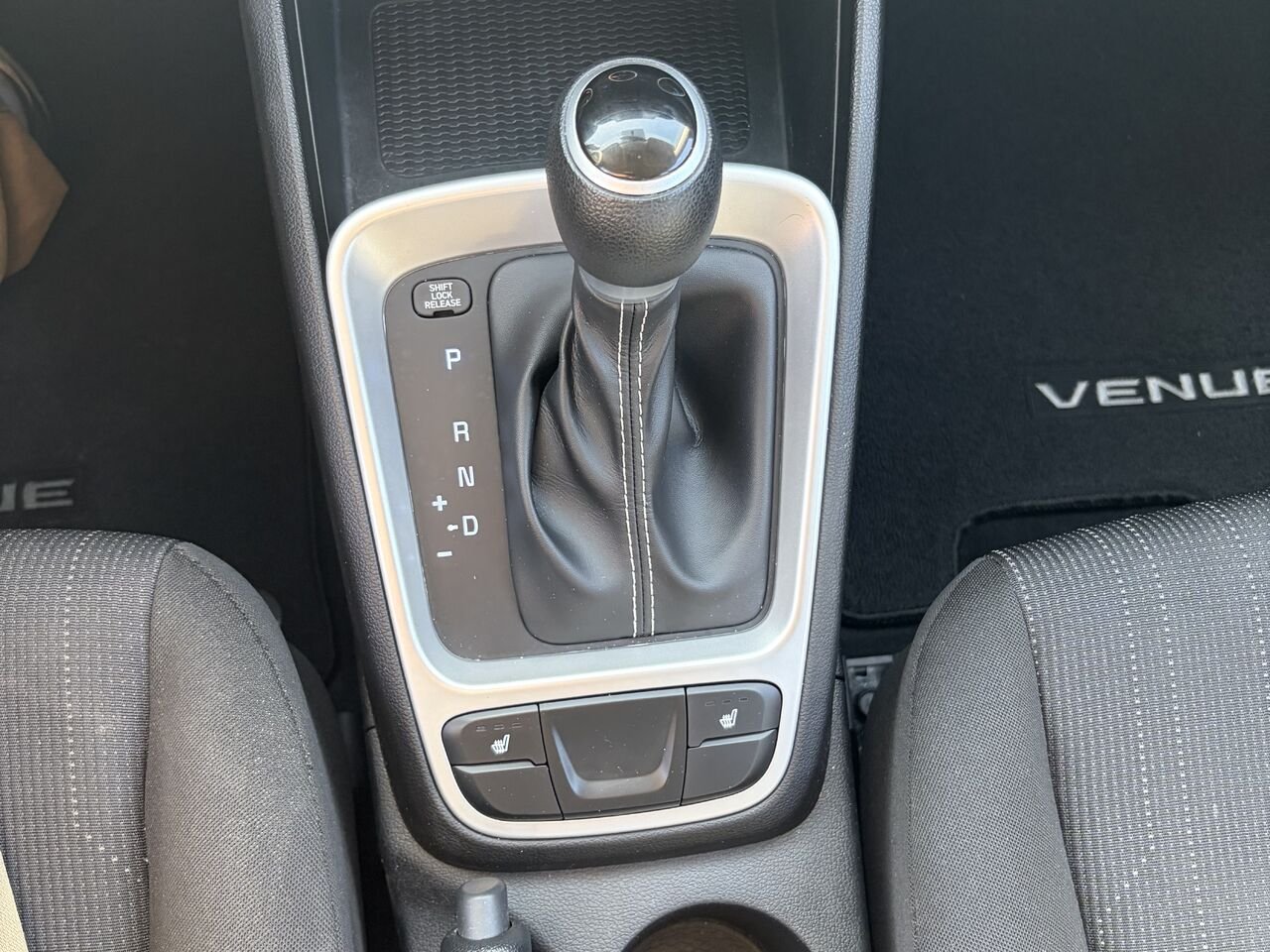 2021 HYUNDAI VENUE SE Essential IVT Blue Gatineau - photo #7