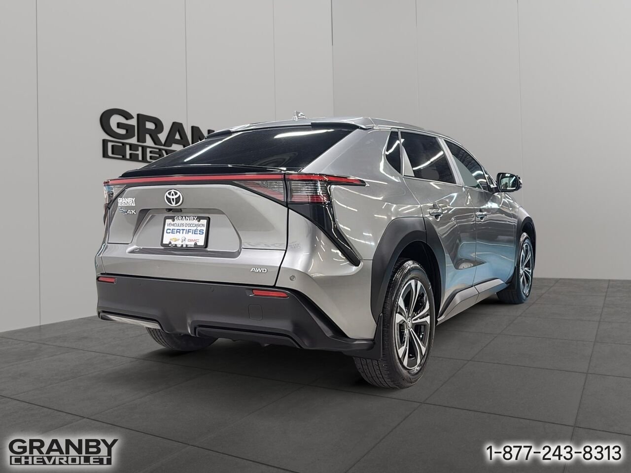 2023 Toyota bZ4X XLE | 27-0100A Grey Granby - photo #4