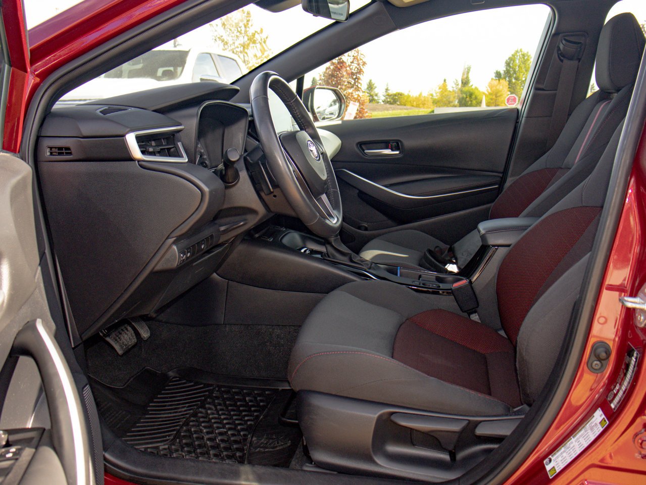2024 Toyota Corolla SE CVT Red Sherwood Park - photo #16