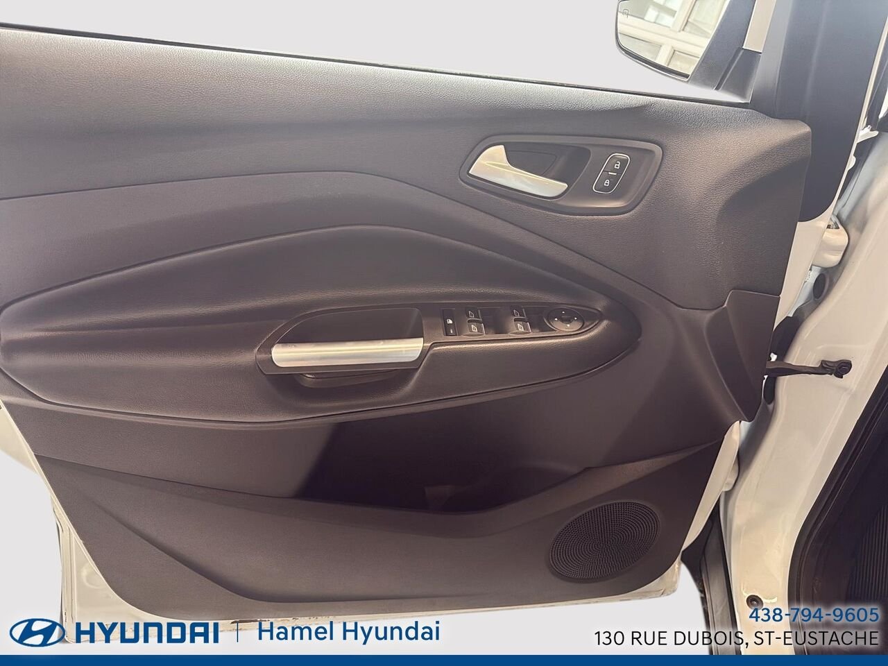 2019 Ford Escape White Saint-Eustache - photo #9