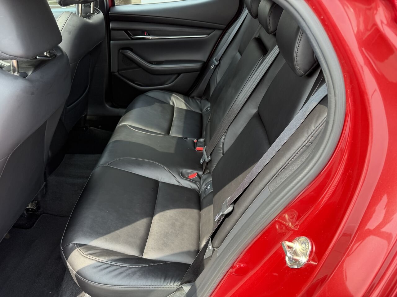 Mazda Mazda3 Sport 2025 Rouge Lac Mégantic - photo #10