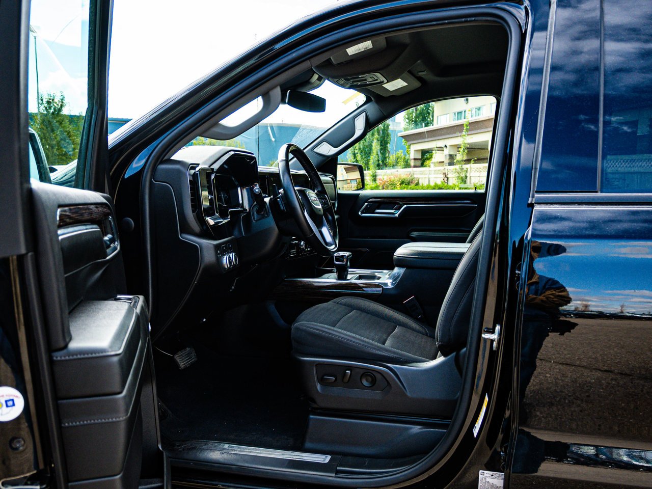 2024 GMC Sierra 1500 4WD Crew Cab 147 Elevation Black Sherwood Park - photo #16