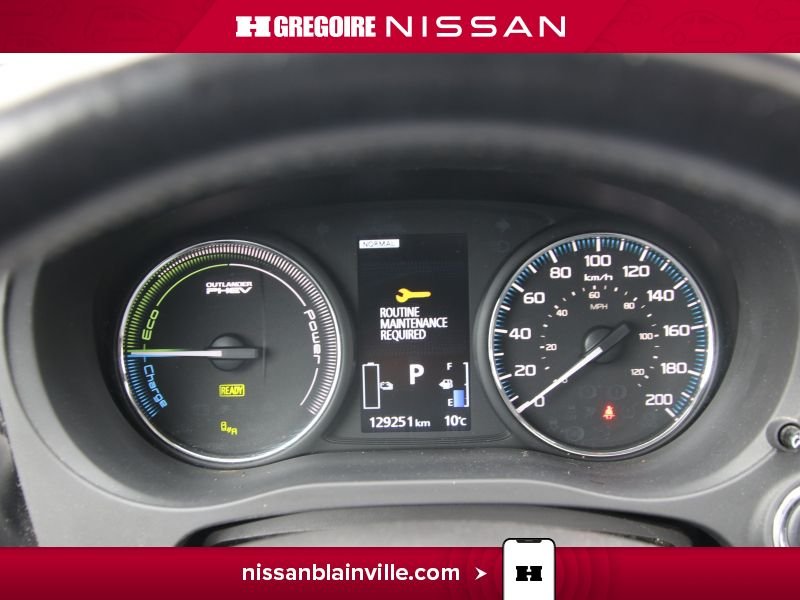 2018 Mitsubishi Outlander Plug-In Hybrid Silver Blainville - photo #15