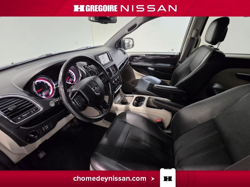 2017 Dodge GR Caravan Black Saint-Eustache - photo #14