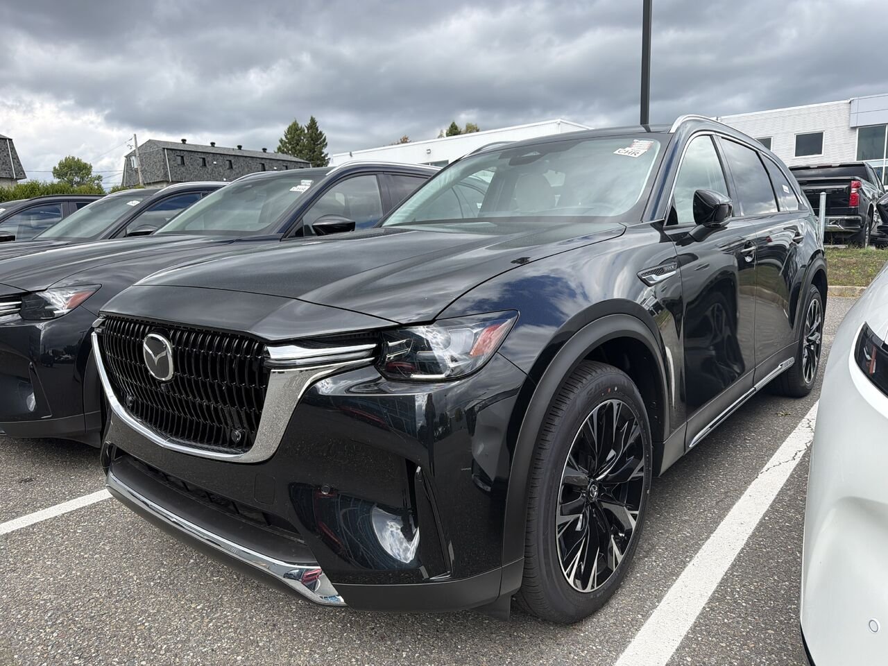 2026 MAZDA CX-90 PHEV Jet Black Mica Ste-Marie - photo #0
